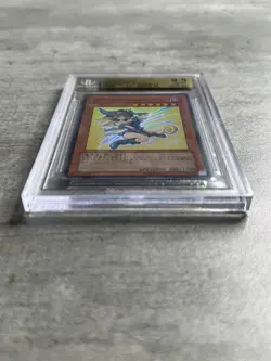 Yugioh Card JPN Dark Magician Girl Ultra R BGS 9.5, Anniversary YAP1-JP006 2008 - Image 3