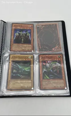 YU-GI-Oh! 1st Edition Book 1996 Lot Of Collection Binder Trading Game Card - Image 3