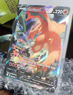 Charizard V 154/172 Alt Art Sword & Shield: Brilliant Stars Pokemon Card DAMAGED - Image 1