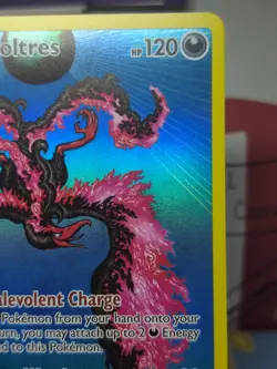 Pokemon TCG Black Star Promo Galarian Moltres SWSH284 NM NP - Image 3