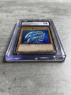 Yugioh Card JPN Blue-Eyes White Dragon Ultra R CGC 10 Gem, QCCP-JP001 2024 (1) - Image 3