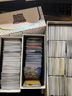 Pokemon Card Bulk Lot Holo/Reverse/regular good amount of 151 mixed lot - Image 3