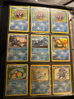 VINTAGE pokemon card binder with 150+ CARDS DRAGONITE PROMO AND VAPOREON HOLO - Image 3