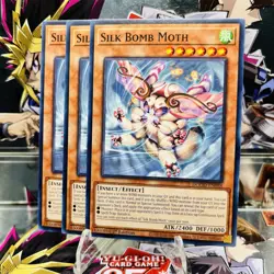 3x Yugioh Playset Silk Bomb Moth DOOD-EN088 Common 1st Ed Near Mint - Image 1