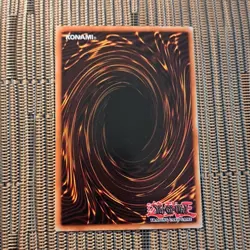 1996 Yu-Gi-Oh! Limited Edition Five Headed Dragon Card LC03-EN004 Ultra Rare - Image 5