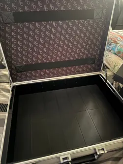 Yugioh 25th Anniversary Ultimate Kaiba Set OCG TCG BRIEFCASE ONLY - Image 3