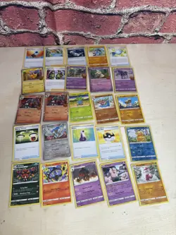 HUGE Lot Of Pokemon Cards with case! READ DESCRIPTION! halo rare reverse alt art - Image 4