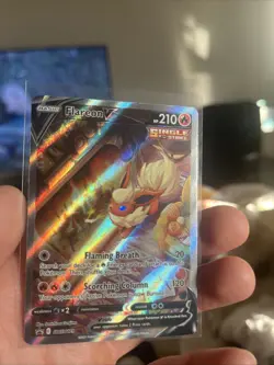 Flareon V SWSH179 SWSH: Sword & Shield Promo Cards Holo - Image 1