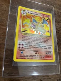 Pokemon TCG Charizard Base Set 4/102 Holo Unlimited Holo Rare - Image 5