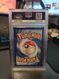 Pokemon Umbreon Skyridge Rare #32 PSA 10 Gem Mint - Image 2
