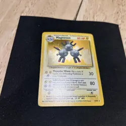 Pokemon TCG Magneton Base Set Holo Rare Card 9/102 - Image 4