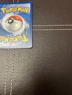Pokemon TCG - Sandile - 63/114 - Black and White - LP Cracked Ice Holo (2011) - Image 4