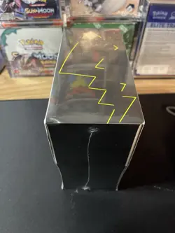 Pokemon TCG: 25th Anniversary Celebrations Elite Trainer Box W/ Acrylic Case 820650809439 - Image 2