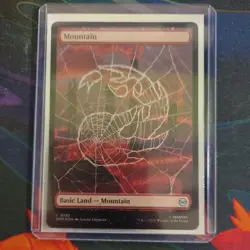 MTG Mountain 0192 (Foil Full Art) [Marvel's Spider-Man, near mint] - Image 3