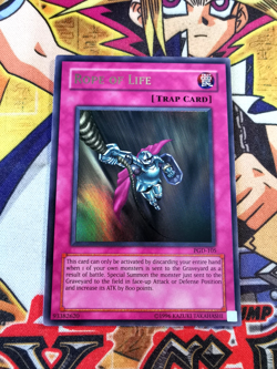 Rope of Life pgd-105 Unltd Ed (NM+) Ultra Rare Yu-Gi-Oh! - Image 1