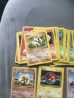 Pokemon Vintage 80 Plus Cards Bundle - Image 2