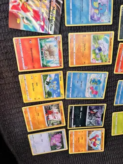 20 Card Lot Pokemon 2020-22 - Image 2