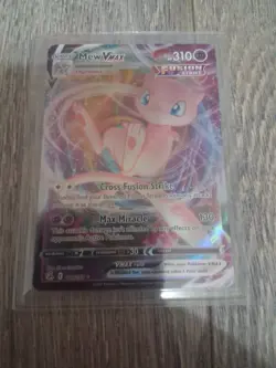 Pokemon TCG Mew VMAX Fusion Strike 114/264 Holo Ultra Rare NM - Image 1