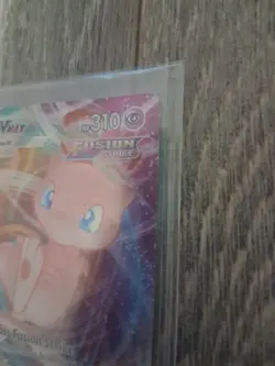 Pokemon TCG Mew VMAX Fusion Strike 114/264 Holo Ultra Rare NM - Image 5