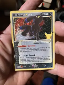 Pokemon 2021 Sword & Shield Celebrations Umbreon Gold Star Classic Collection NM - Image 3