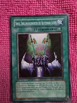 TWIN SWORDS OF FLASHING LIGHT -TRYCE - Tryce, Zwillingsschweter des Bl - YuGiOh! - Image 1
