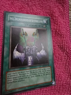 TWIN SWORDS OF FLASHING LIGHT -TRYCE - Tryce, Zwillingsschweter des Bl - YuGiOh! - Image 4