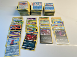 Huge Pokemon Lot - No Doubles - Tons of Holo and Rare - Great Condition - Image 1