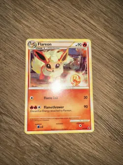 Pokemon TCG Flareon 26/90 Undaunted Regular LP - Image 1
