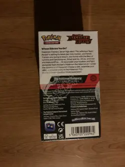 Pokemon TCG Destined Rivals Half Booster Box (18 Packs) Sealed *TINY DAMAGE* - Image 4