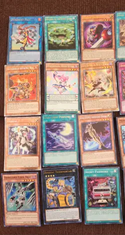 Yu-Gi-Oh! 300+ Card Lot - 72 Holo - Collection Lot Super, Ultra, Secret - Image 5
