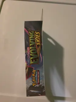 Factory Sealed Evolving Skies 3-pack Hanger Box. Pokemon Sword and Shield TCG - Image 3