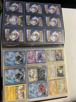 Huge Pokemon Card Lot! 198 Cards, EX ,V vstar,Holo, Non Holo, Vintage - Image 3