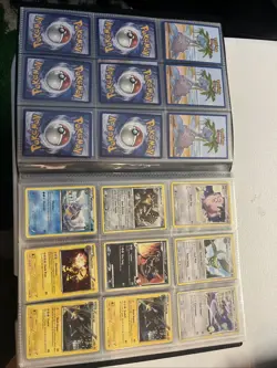 Huge Pokemon Card Lot! 198 Cards, EX ,V vstar,Holo, Non Holo, Vintage - Image 5