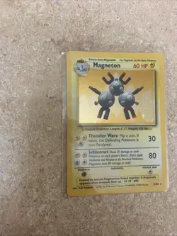 Pokemon TCG Magneton Base Set Holo Rare Card 9/102 - Image 1