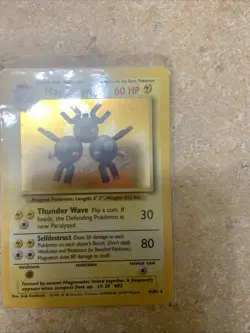 Pokemon TCG Magneton Base Set Holo Rare Card 9/102 - Image 4