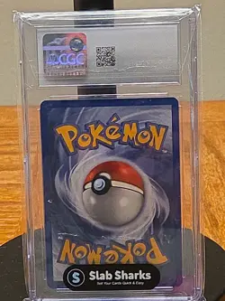 Pokemon CGC 10 GEM MINT Caterpie Base Set 1999 Card #45 (Portuguese) - Image 3