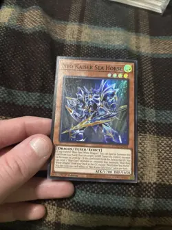 Yugioh Neo Kaiser Sea Horse SDWD-EN004 Super Rare 1st Edition Near Mint - Image 4