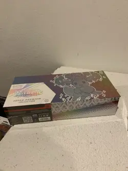POKEMON PRISMATIC EVOLUTIONS SUPER PREMIUM COLLECTION + ELITE TRAINER BOX 🔥🔥🔥 - Image 3