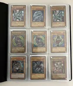 Yugioh Vintage 20 Foil/600 Card Binder Lot Dark Magician Blue-Eyes Red-Eyes 2002 - Image 2