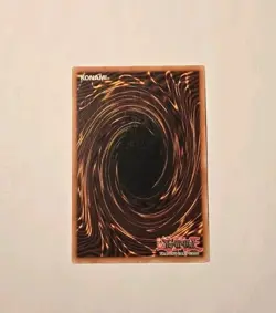 Yugioh Dark Magician Holo LOB-005 Ultra Rare LP - Image 2