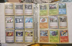Pokemon Cards Album With 8 Full Sheets Fromt And Back. So 162 Cards - Image 3