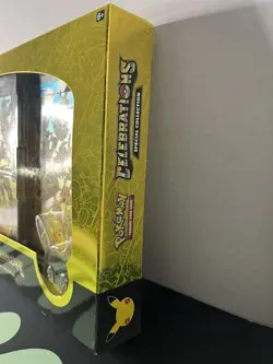 Pokemon TCG Pikachu V Union Celebrations Special Collection Box Factory Sealed 820650809156 - Image 4