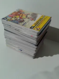 Digimon bulk 200+ card lot NM - Image 1