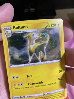 POKEMON BOLTUND #076/202 RARE COSMOS HD HOLO WITH SWIRL SWORD & SHIELD LP - Image 1