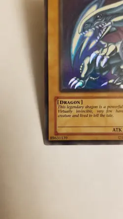 Yugioh! Blue-Eyes White Dragon SDK-001 Ultra Rare English LP - Image 5