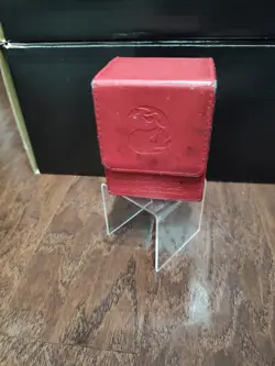 Mtg Ultra Pro Deck Box Leather Alcove Flip Magnetic Red Mana Symbol Heavy Used - Image 1
