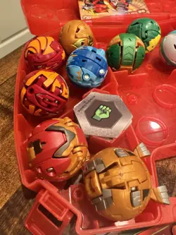 Lot of 12 Bakugan Cards 9 Metal Cards 29 Chips & 15 Battle Brawlers With Case - Image 5