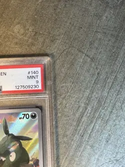 2025 POKEMON WHITE FLARE EN TRUBBISH ILLUSTRATION RARE #140 💎 PSA 9 - Image 2