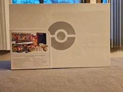 CHARIZARD UPC Pokemon TCG: Sword and Shield Ultra Premium Collection - Image 5