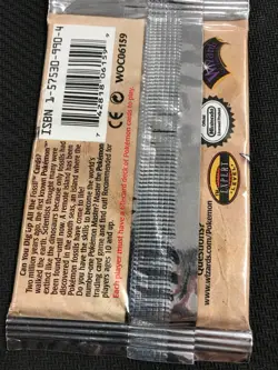 Pokemon Unopened Fossil Booster Pack 11 Cards Factory Sealed 1999 (1 Pack) - Image 5